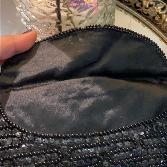 👛 - Picture 4 of 8